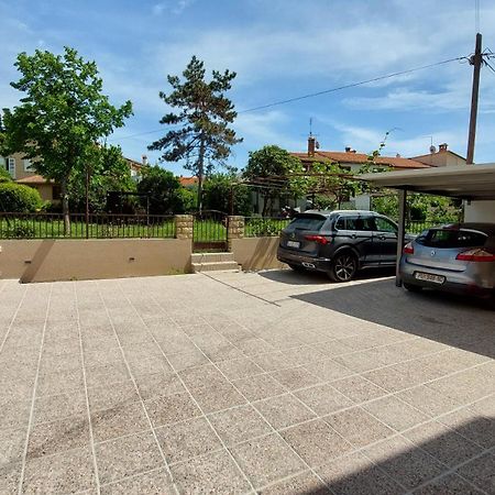 Apartment Nina Rovinj Bagian luar foto