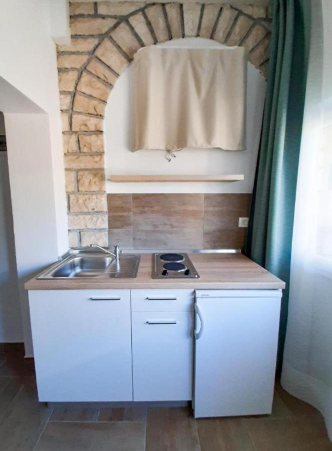 Apartment Nina Rovinj Bagian luar foto