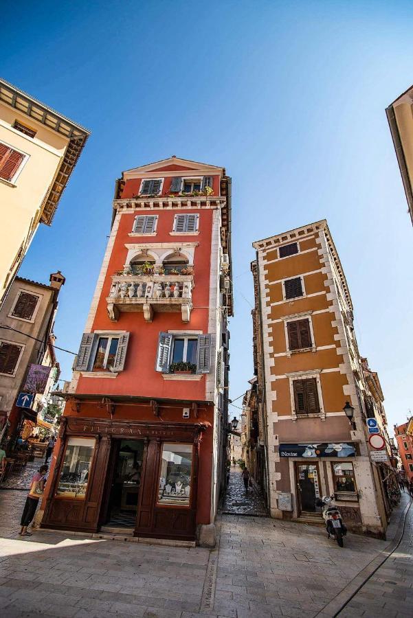 Apartment Nina Rovinj Bagian luar foto