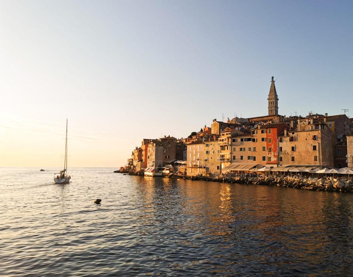 Apartment Nina Rovinj Bagian luar foto