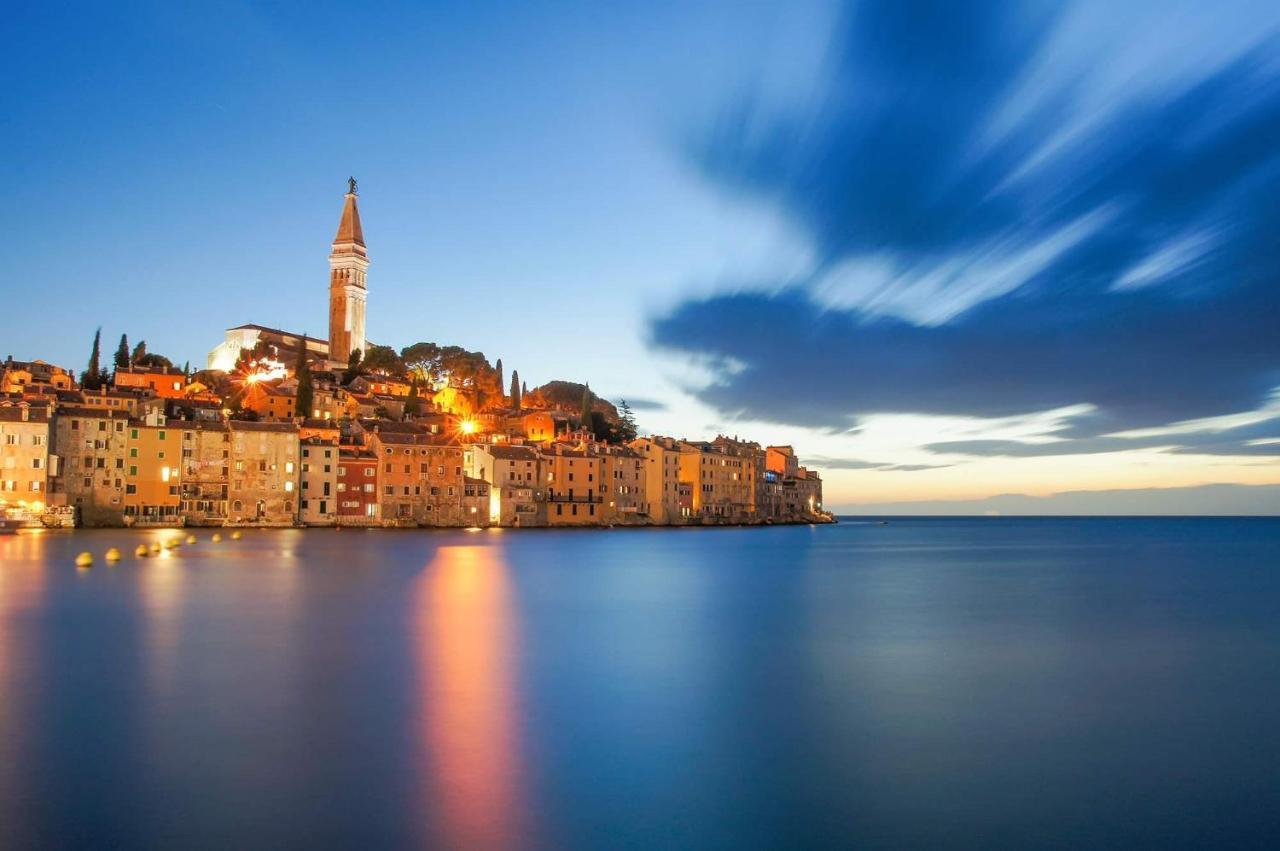 Apartment Nina Rovinj Bagian luar foto